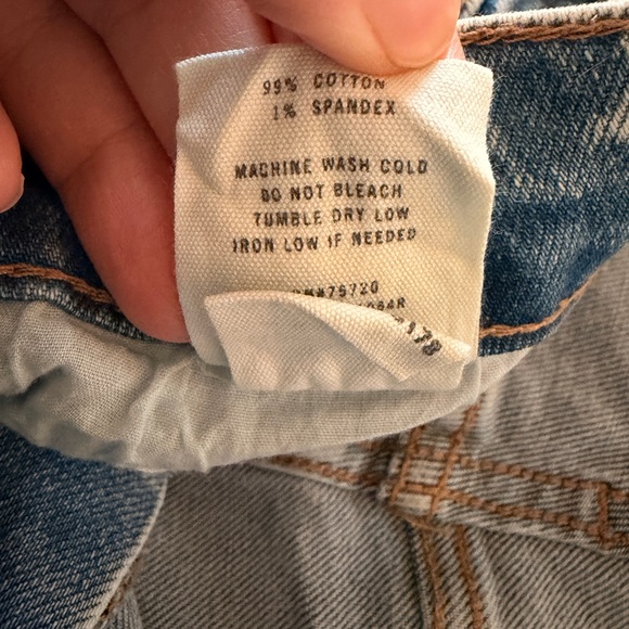 Gilded Intent NWT 90's Split Hem Wide Leg Stretch Jean w/ Button Fly - Picture 8 of 8